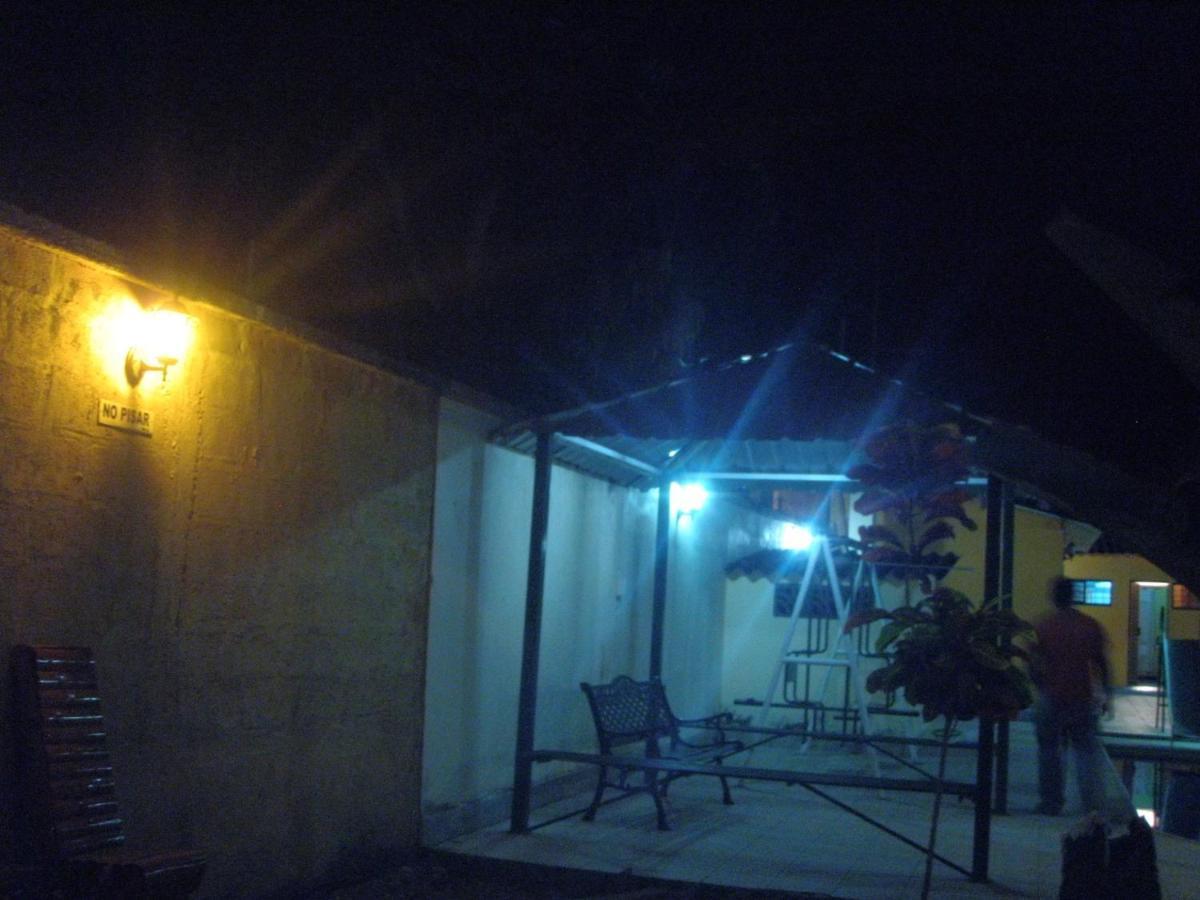 Villas Karen Тонсупа Экстерьер фото