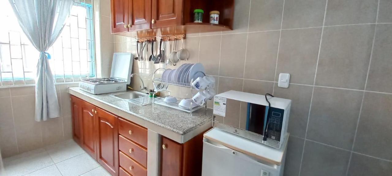Villas Karen Тонсупа Экстерьер фото